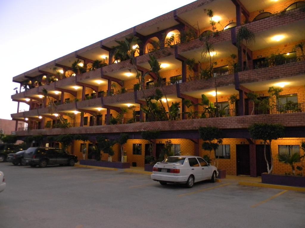 Hotel Grand Guaycura Tijuana Buitenkant foto